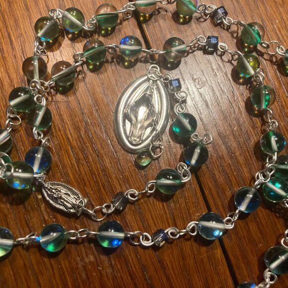 Handmade Feminist Rosary with Glass Transparent Green Beads - Picture 1 of 3